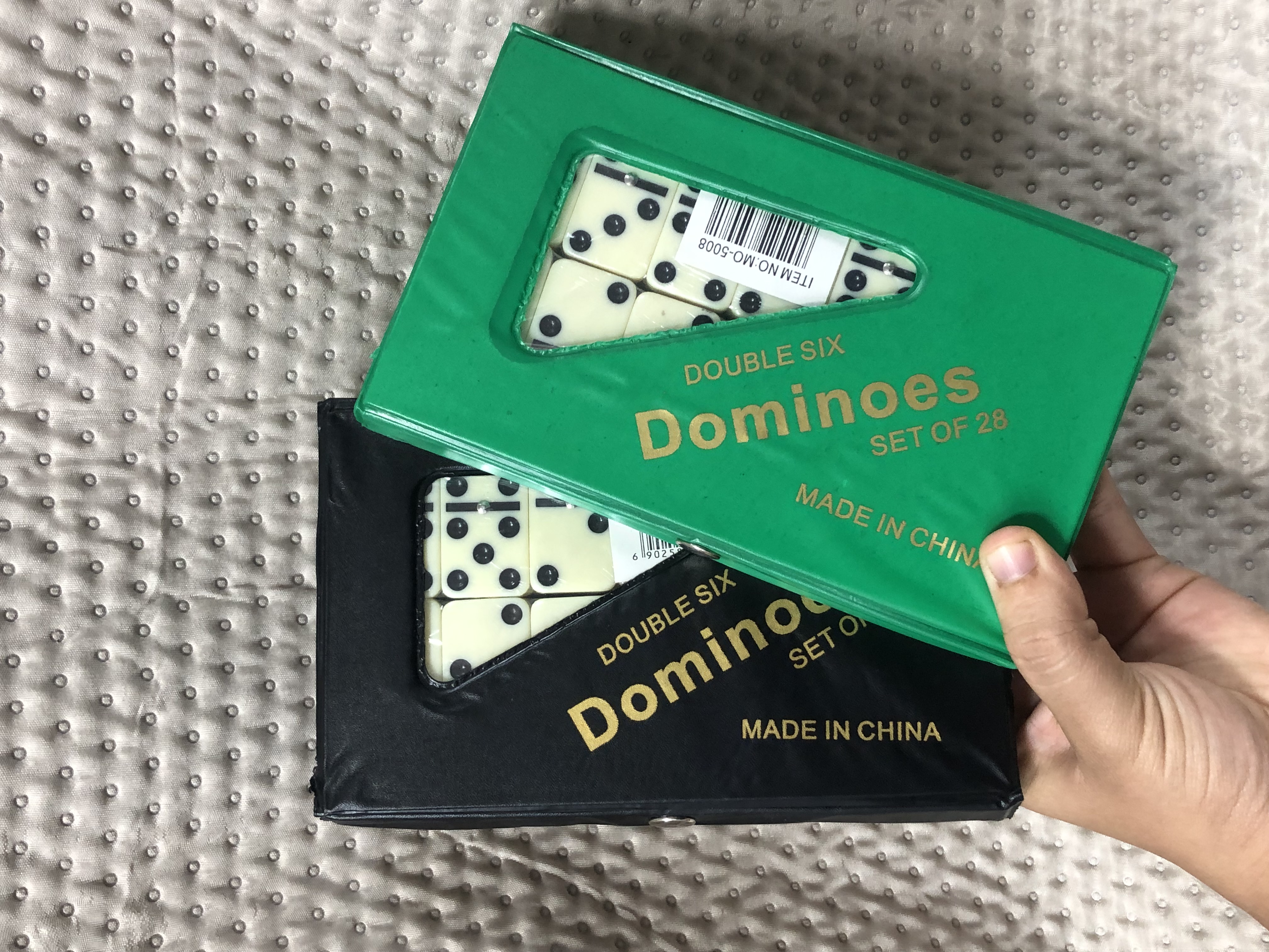 DOMINOES